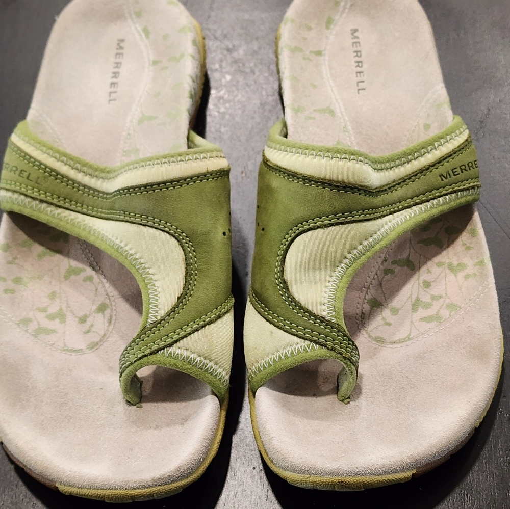 Merrell Sandles